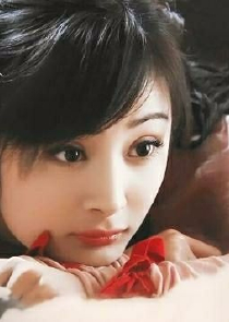 轻轻拂过